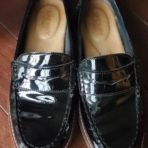 Sperry black patent leather penny loafer size6